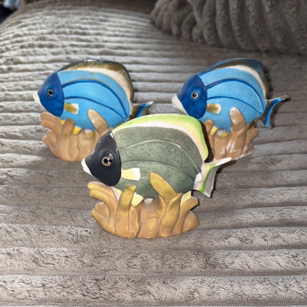 Vintage porcelain tropical fish